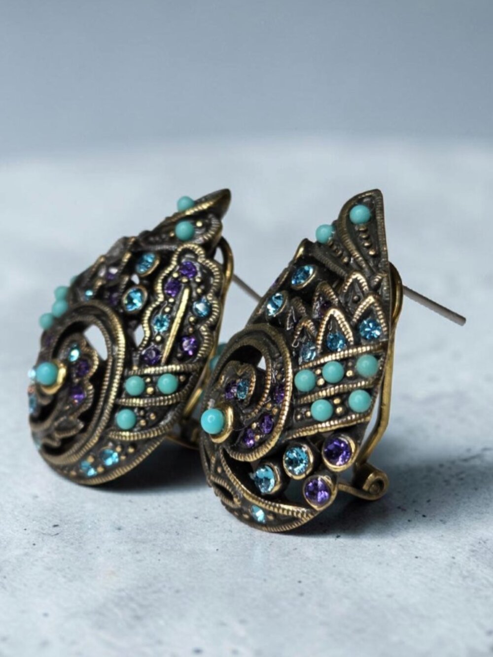 HEIDI DAUS Antique Gold=tone Turquoise Purple Crystal Teardrop Omega Earrings - Picture 2 of 5